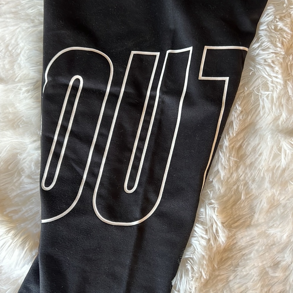 Fabletics crops - Picture 3 of 4